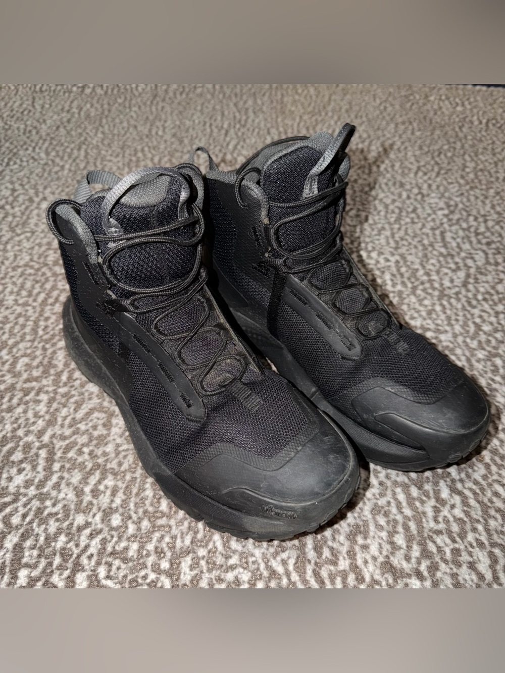 UA utility boots